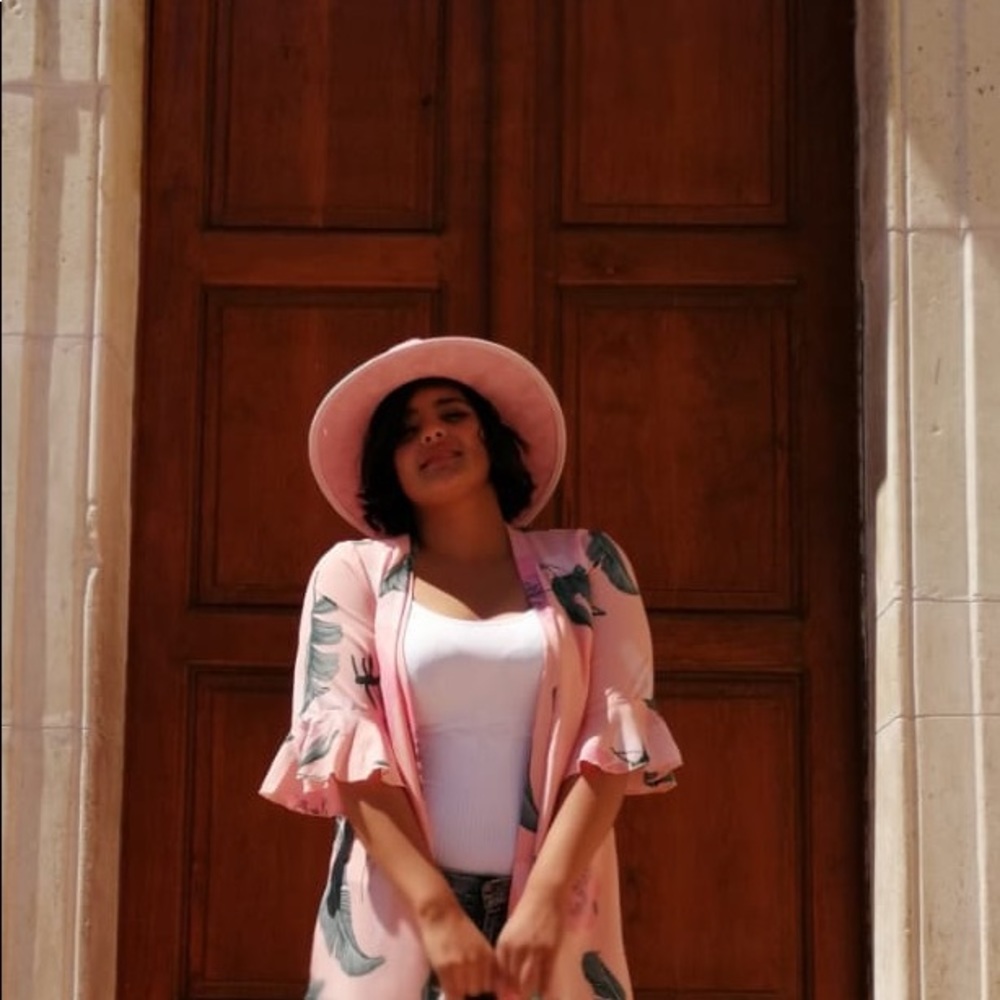 Floral Kimono new with no tags